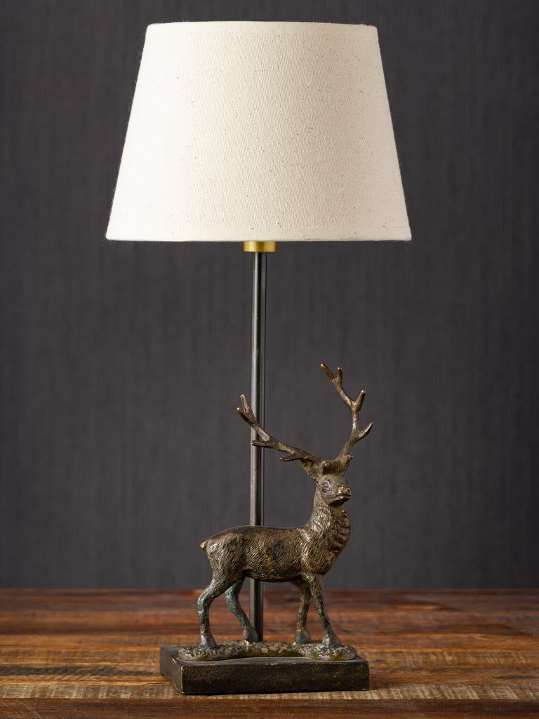 Lampe à poser cerf
